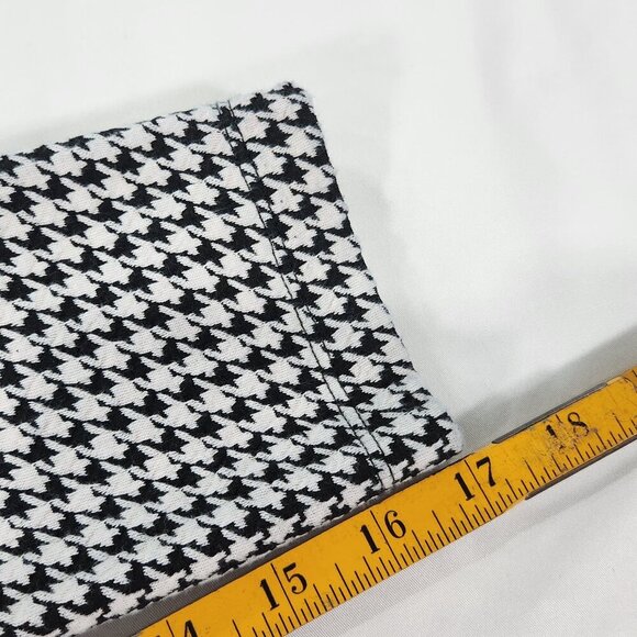 Calvin Klein Houndstooth Open-Front Jacket Medium
Lot H - Picture 7 of 7